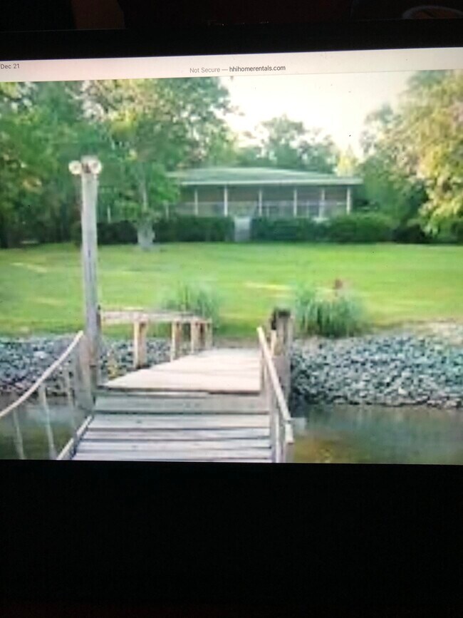 Muelle antiguo y casa - 5221 Green Cove Rd