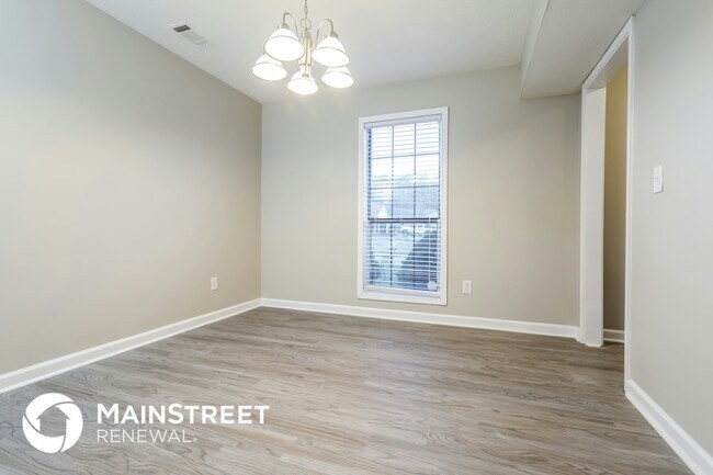 Building Photo - 723 Arbor Hill Dr