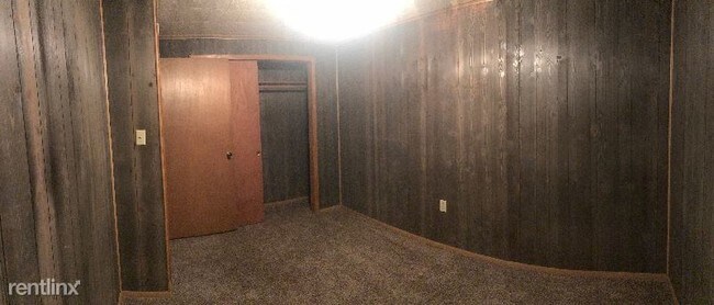 Building Photo - 2 br, 1 bath Apartment - 1503 Campground Rd