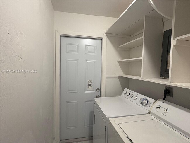 Foto del edificio - 2752 SW 25th Ter