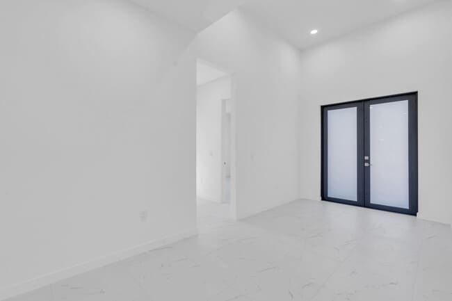 Foto del edificio - 3101 NW 42nd Pl