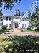 Building Photo - 233 N Riding