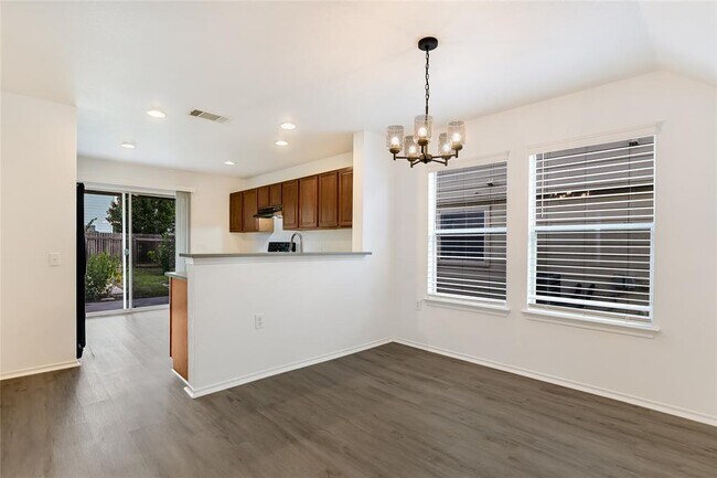 Foto del edificio - 1628 Poppy Seed Ln