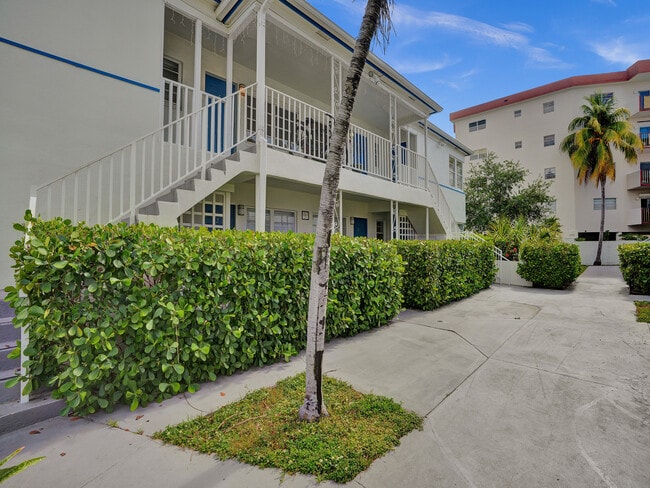 Building Photo - 7143 Bonita Dr