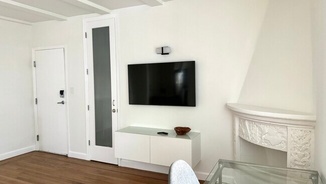 Foto del edificio - Beachgardens Condo - Unit 8