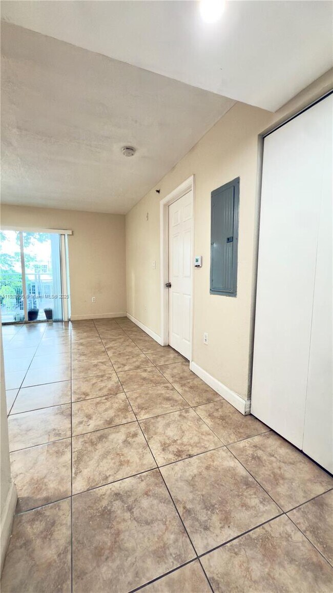 Foto del edificio - 630 85th St