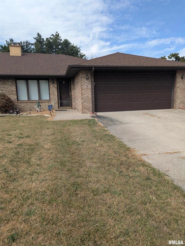 Foto principal - 501 Bellerive Rd