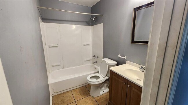 Building Photo - 7500 Symmes Ave