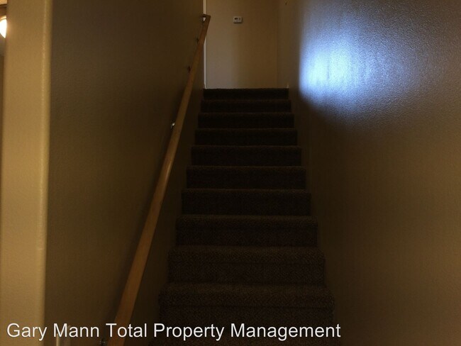 Building Photo - 480 Laguna Dr