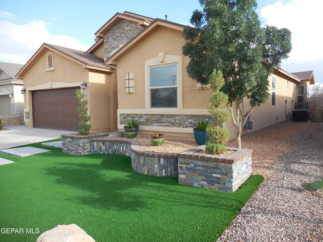 Foto del edificio - 12680 Katherine Brennand Rd