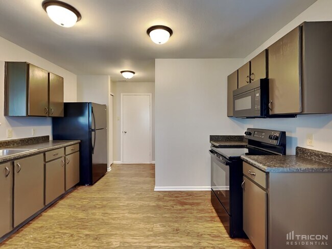 Building Photo - 4122 Apple Creek Drive Indianapolis IN