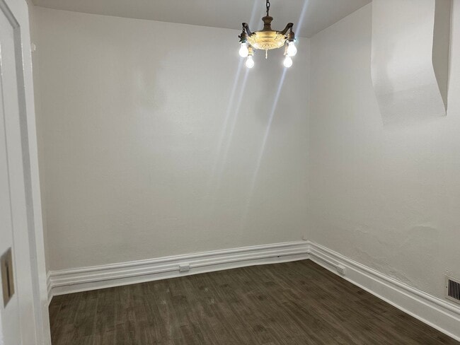 Building Photo - 327 S 1300 E