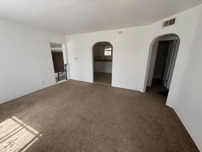 Foto del edificio - 426 Dolores Dr NW