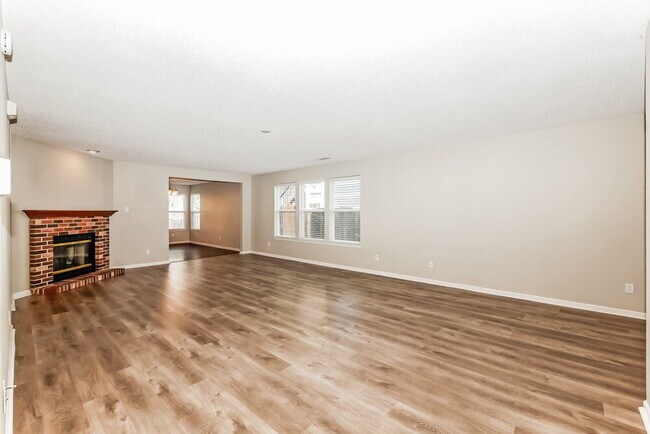 Foto del edificio - 10236 Hatherley Way