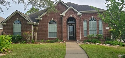 Building Photo - 9406 Sunlake Dr