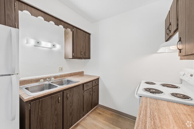 2BR, 1BA - 744SF - Kitchen - Oak Glen Apartments