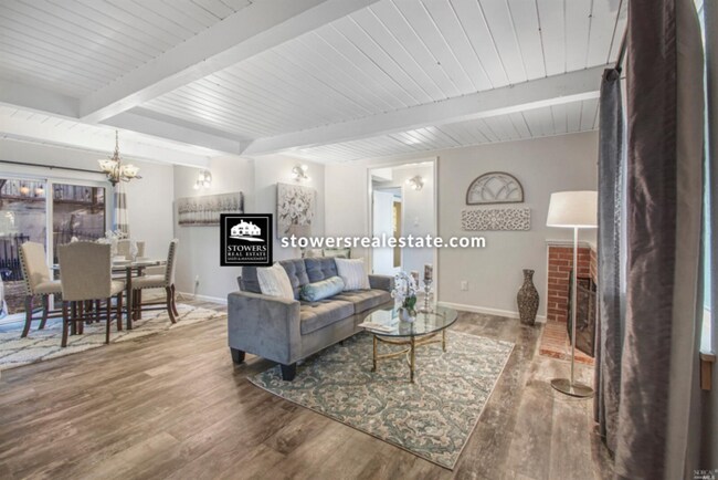 Building Photo - 2073 Overhill Rd