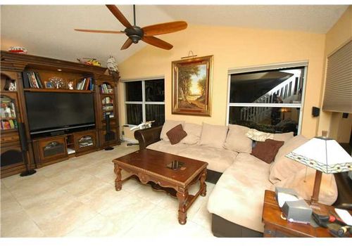 Building Photo - 9253 Arborwood Cir