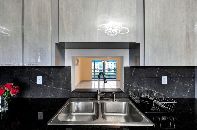 Foto del edificio - 431 SE 3rd St