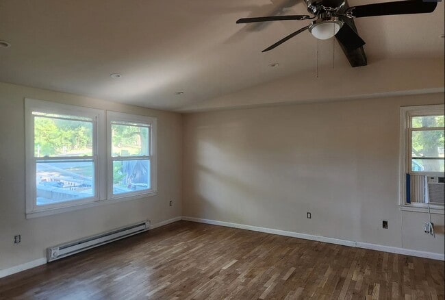 Building Photo - 12484 Rousby Hall Rd