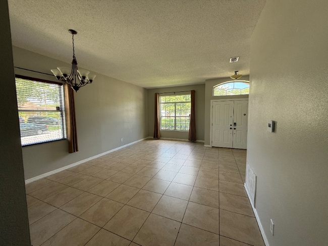 Building Photo - 14017 Fairwinds Ct