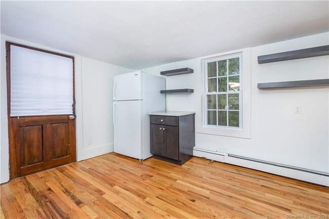 Building Photo - 858 Worthington Ridge