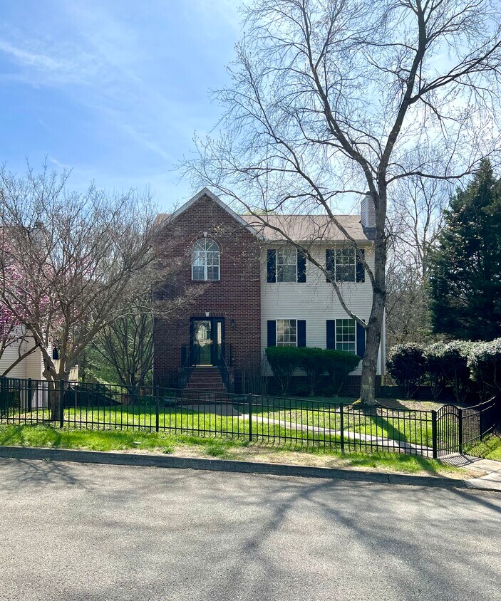 8854 Brucewood Ln, Knoxville, TN 37923 House Rental in Knoxville, TN