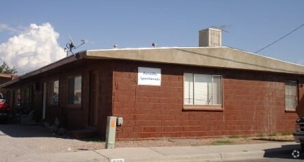 Building Photo - 926-932 N Tornillo St