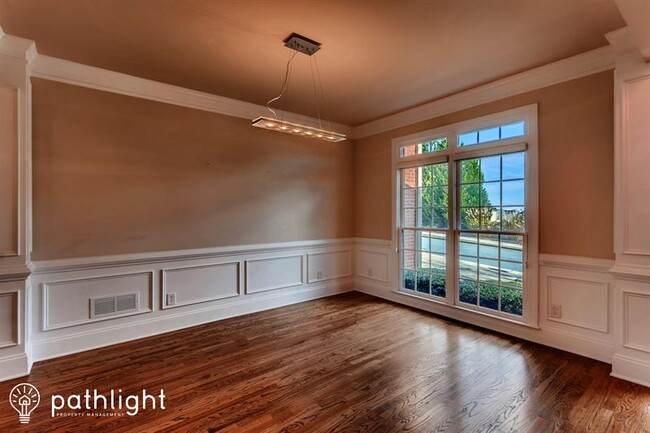 Building Photo - 4510 Oak Brook Drive