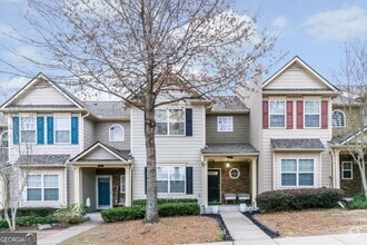 Building Photo - 2449 Suwanee Pointe Dr