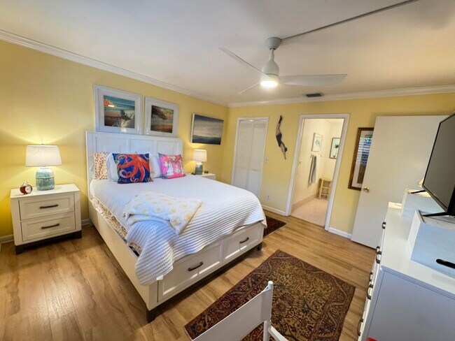 Building Photo - 5505 N Ocean Blvd