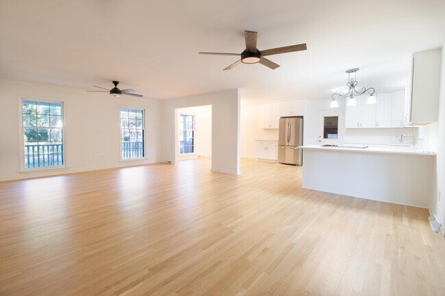 Foto del edificio - 2320 Wofford Rd