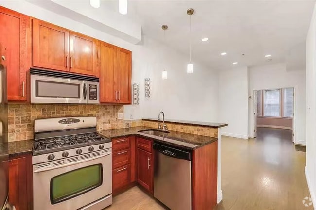 Building Photo - 4508 Brown St