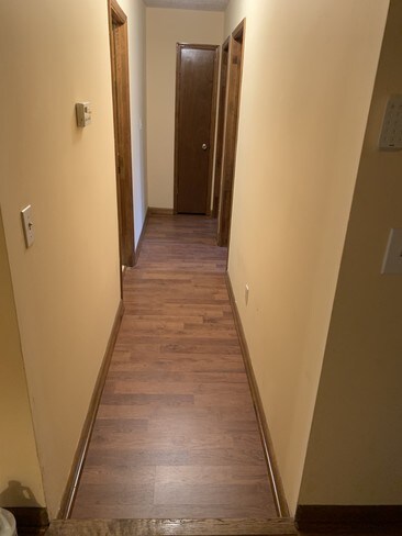 Building Photo - 8228 Park Ridge Dr
