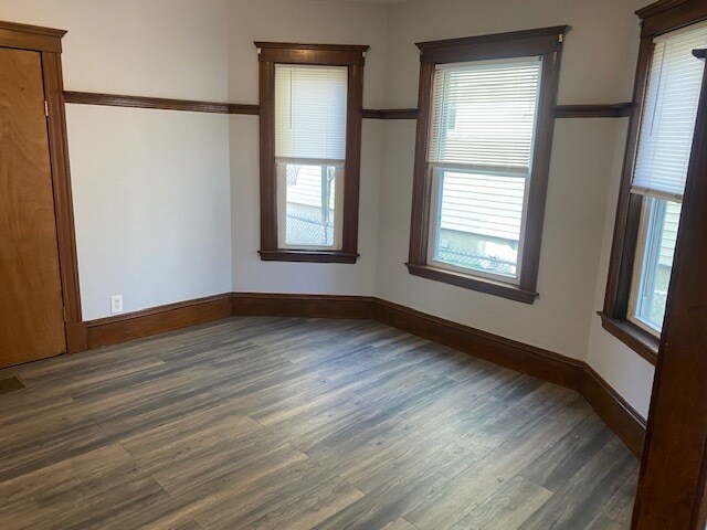 Building Photo - 17 New Hampshire Ave