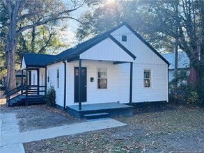 Building Photo - 1111 Branson St