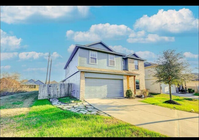 Building Photo - 5026 Fairwater Ct