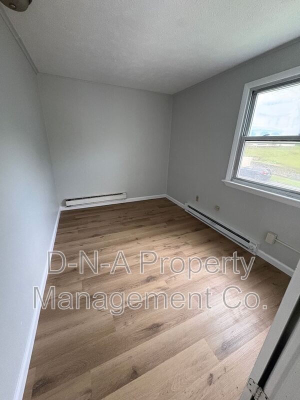 Foto del edificio - 267 Brodhead Ave