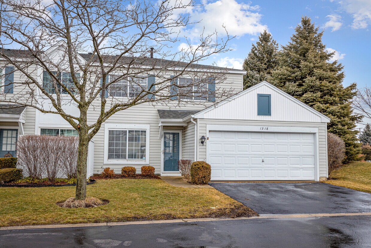 1318 Normantown Rd Unit 308, Naperville, IL 60564 Condo for Rent in