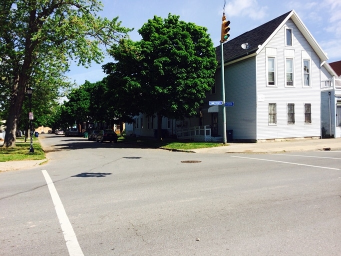 Foto principal - 458 Connecticut St