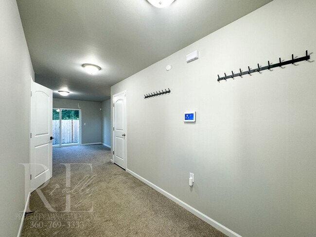 Foto del edificio - SUPERSIZED 5-Bd HOME