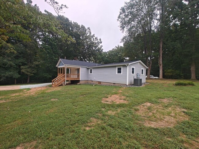 Building Photo - 2561 Mountain View Rd
