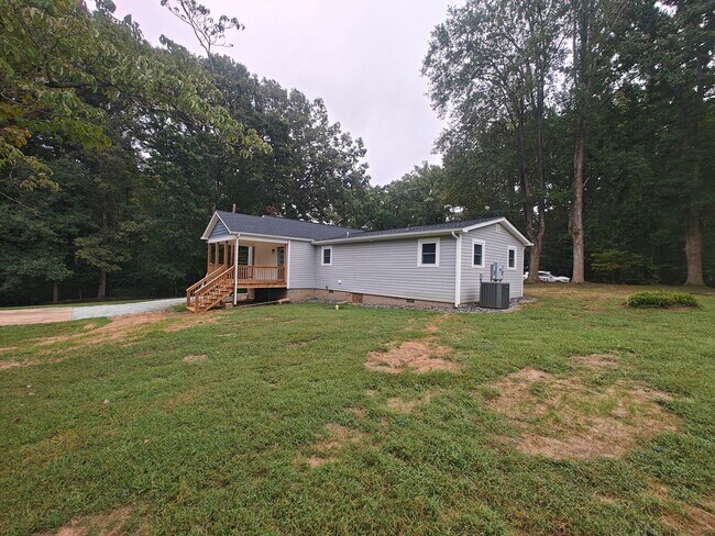 Foto del edificio - 2561 Mountain View Rd
