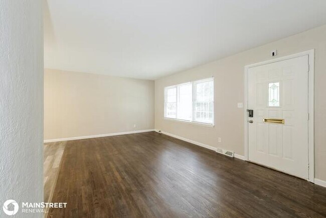 Foto del edificio - 11419 Jackson Ave, Kansas City, MO 64137