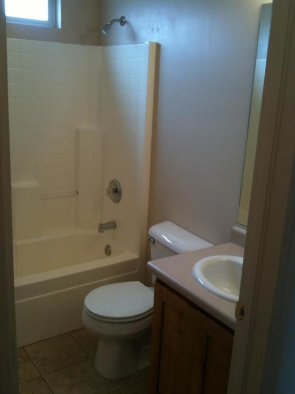 Building Photo - 42 N 500 W #402 Washington, UT 84780