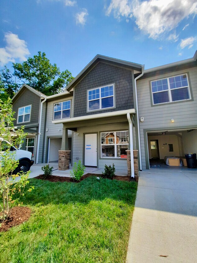 1025 Baldwin Commons Dr Arden Nc 28704 Townhouse For Rent In Arden Nc Apartments Com 1025 Baldwin Commons Dr Arden Nc 28704 Townhouse For Rent In Arden Nc Apartments Com