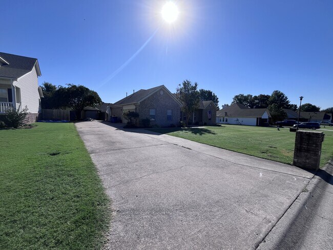 Foto del edificio - 29 Oak Crest Dr