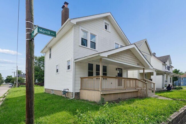 Building Photo - 529 E Morrill Ave
