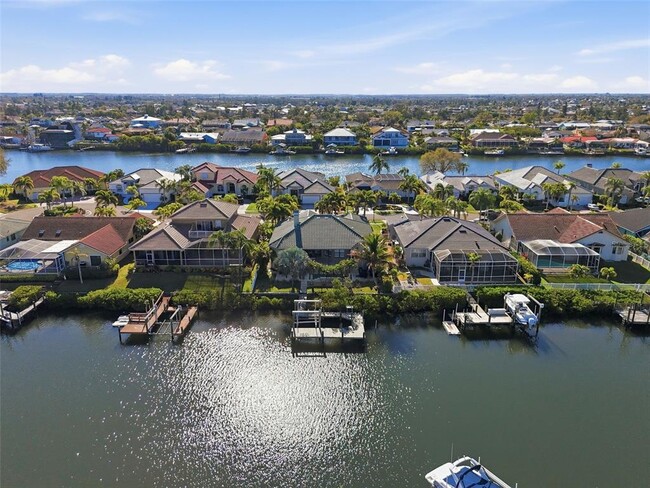 Foto del edificio - 909 Allegro Ln