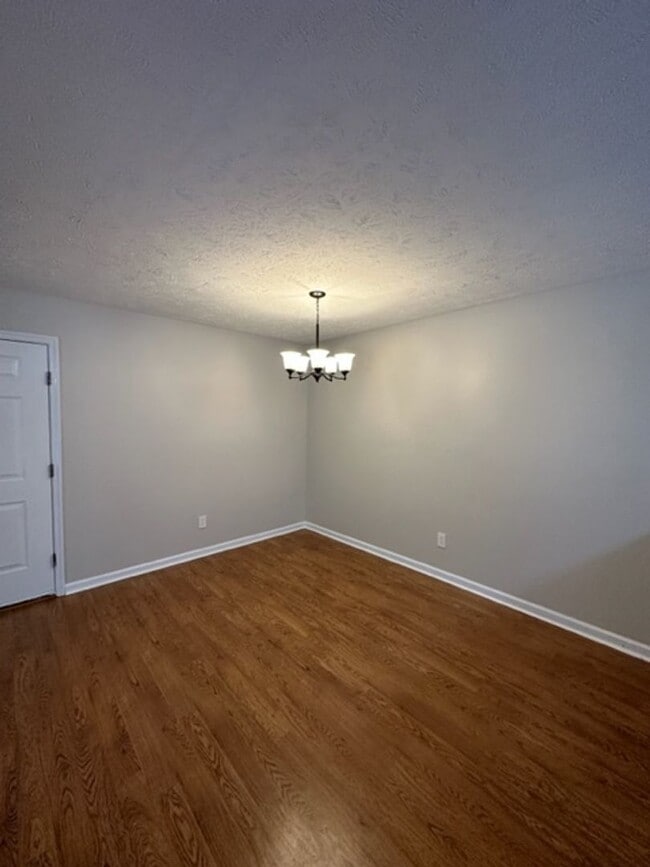 Building Photo - Lovely 2 Bed, 2 Bath Condo in Karen Lakes